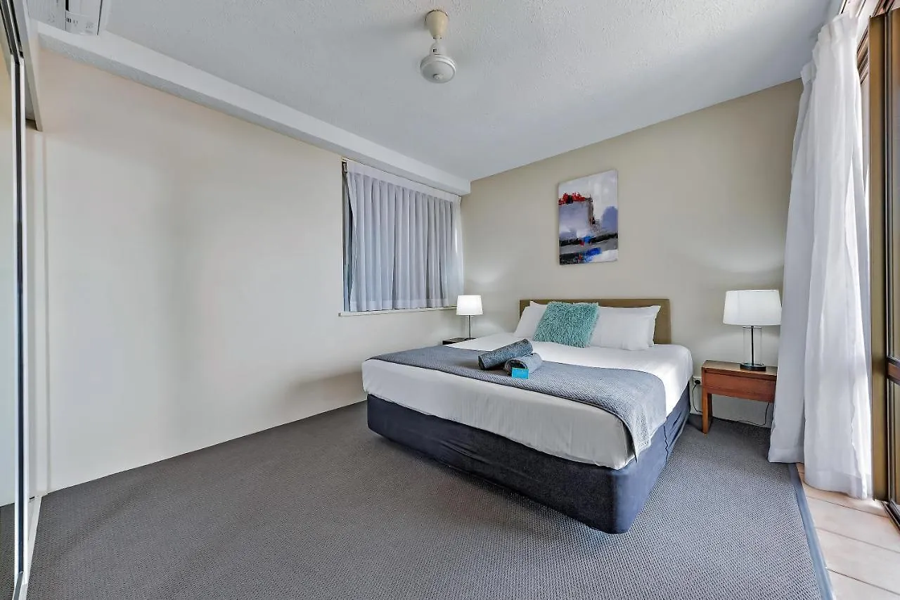 Ocean View Apartment 14 Airlie Beach Australia