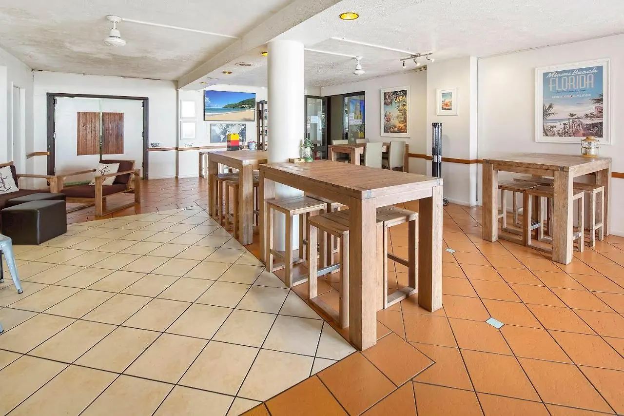 Ocean View Apartment 14 Airlie Beach