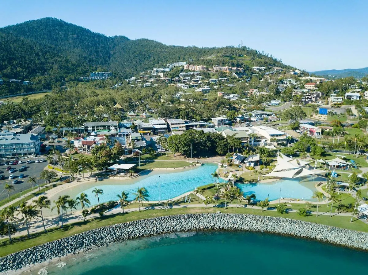 Ocean View Apartment 14 Airlie Beach