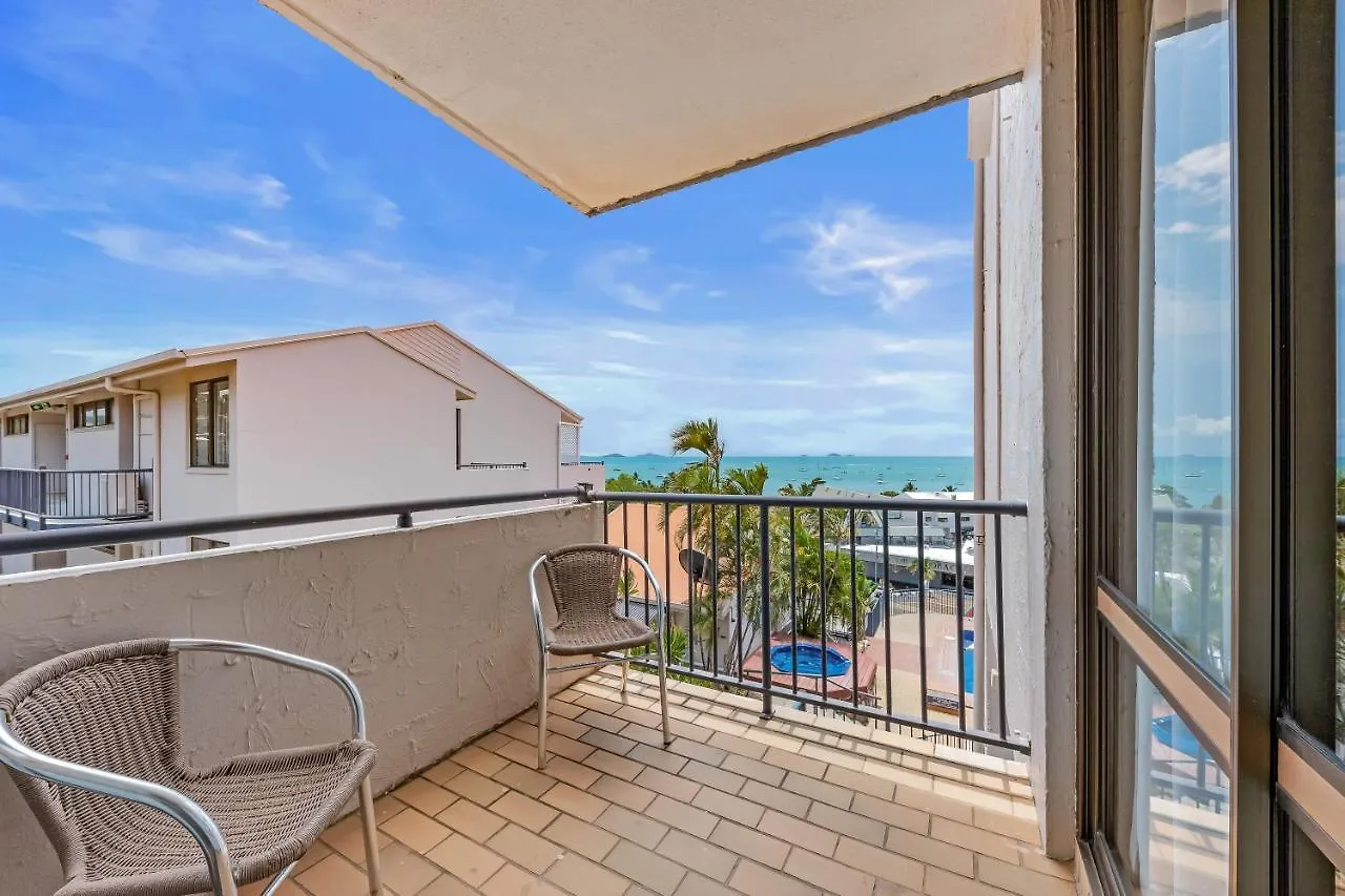 Ocean View Apartment 14 Airlie Beach